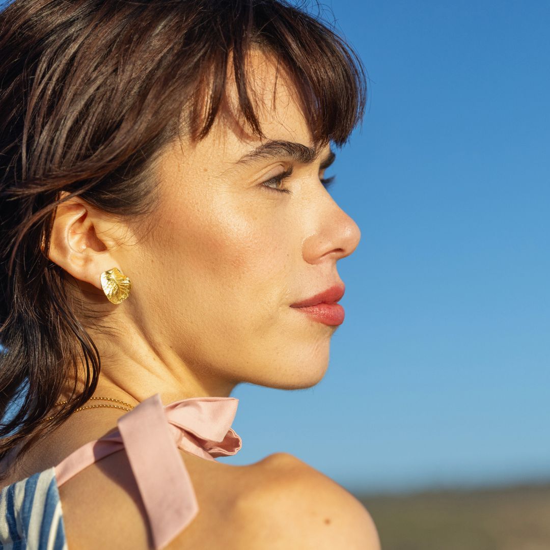 Aros hoja de Ulmo sinuosa Dorados