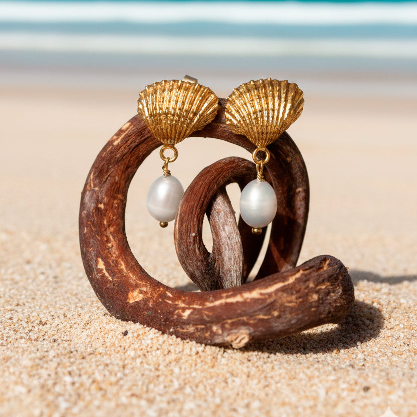 Aros Conchita y perla dorados