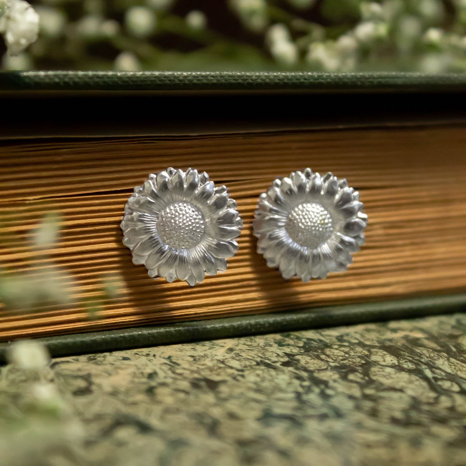 Aros Girasol pequeños plata